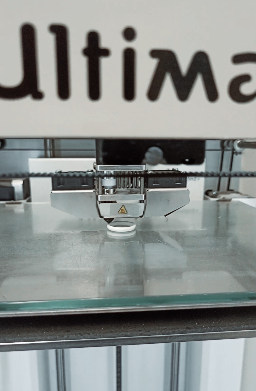 Imagen del procedimineto de fabricacion con la empresora 3D
