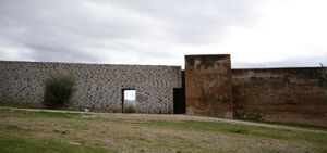 Escala muralla albaizín.jpg