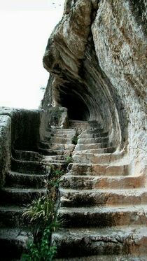 Escaleras de roca.jpg