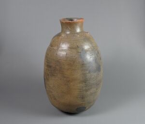 Botella de ceramica referencia.jpg